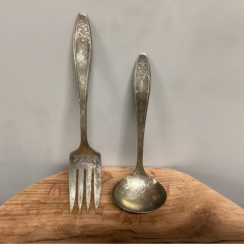 ⚫️ Vintage - Lady Doris Silver Plate “Princess” pattern Large Fork & Gravy Ladle